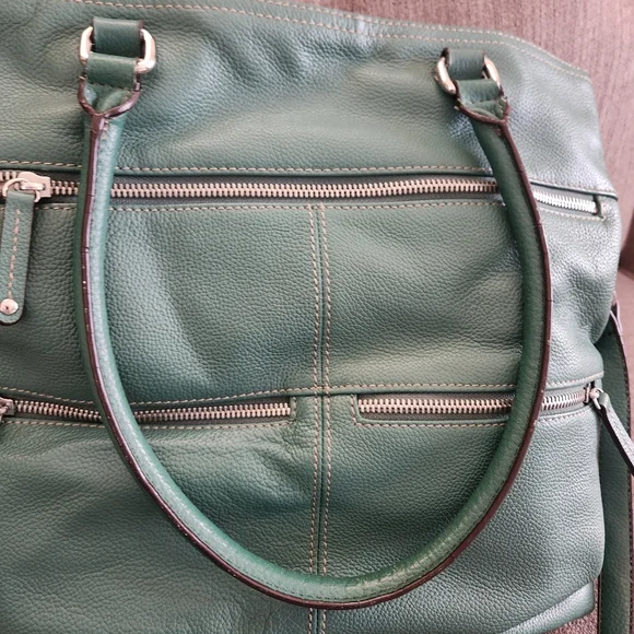 Tignanello Green Leather Tote Bag - Picture 4 of 5